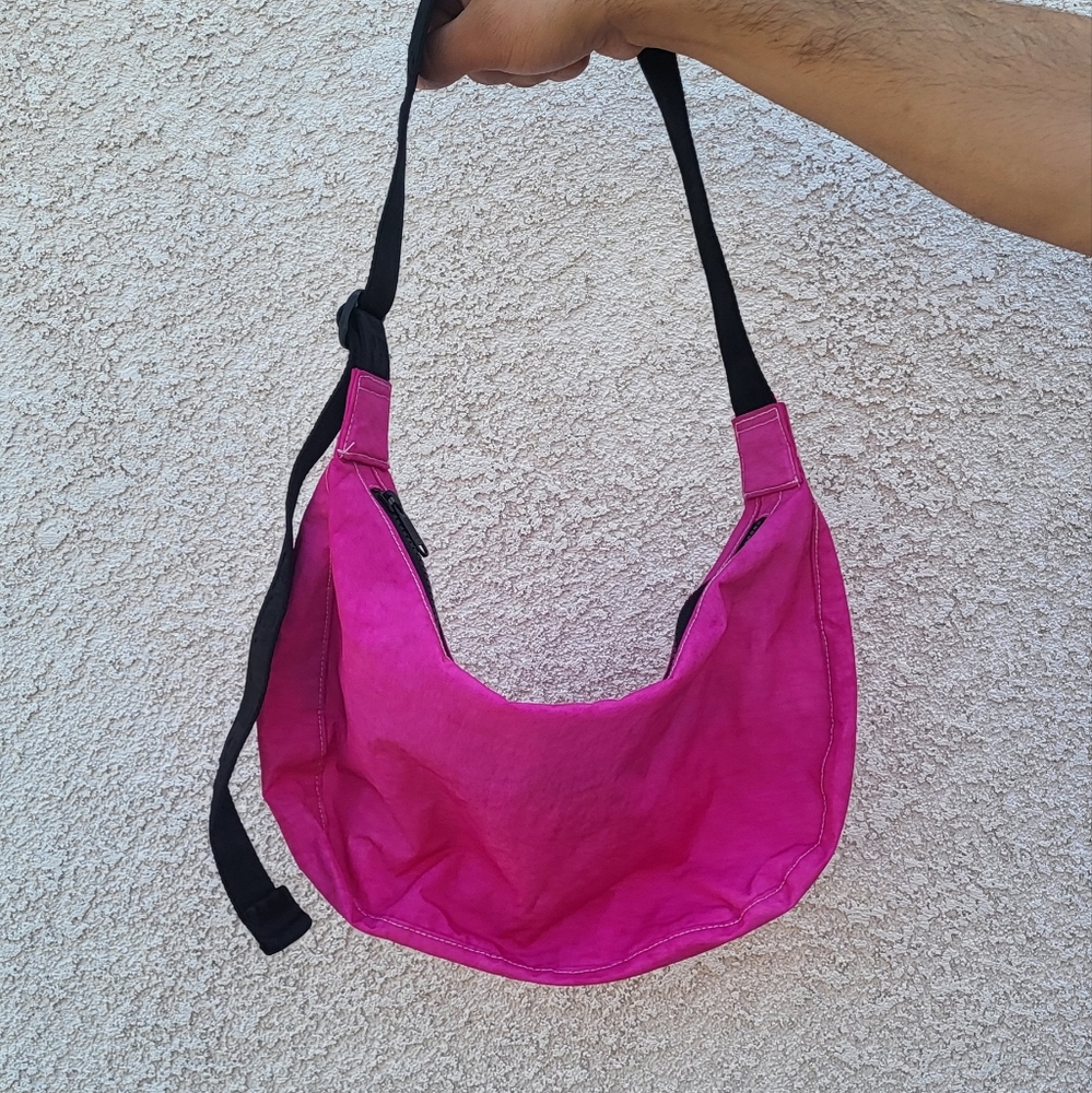 NEW Hot Pink Baggu Nylon Medium Crescent